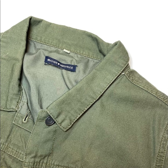 BRANDY MELVILLE OLIVE JACKET - Picture 3 of 3